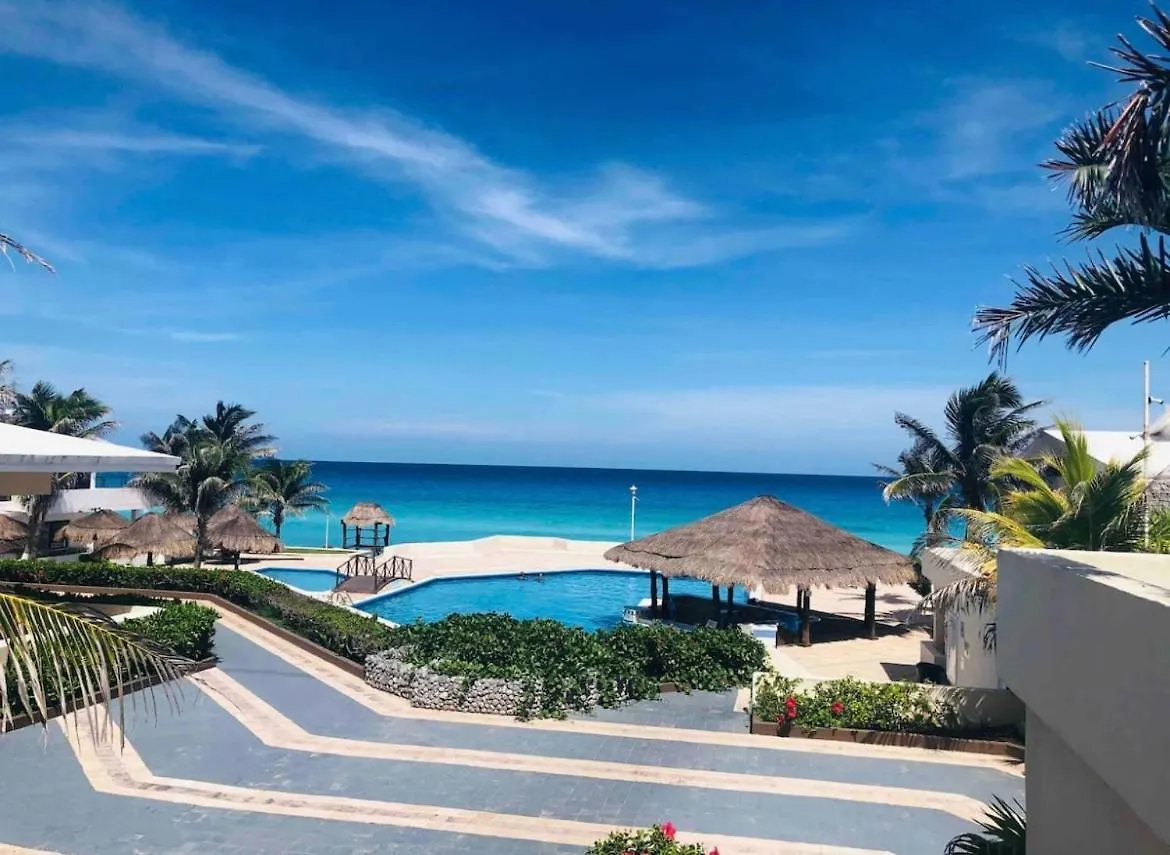 Apartment Dual View Ocean Front Condo Cancun