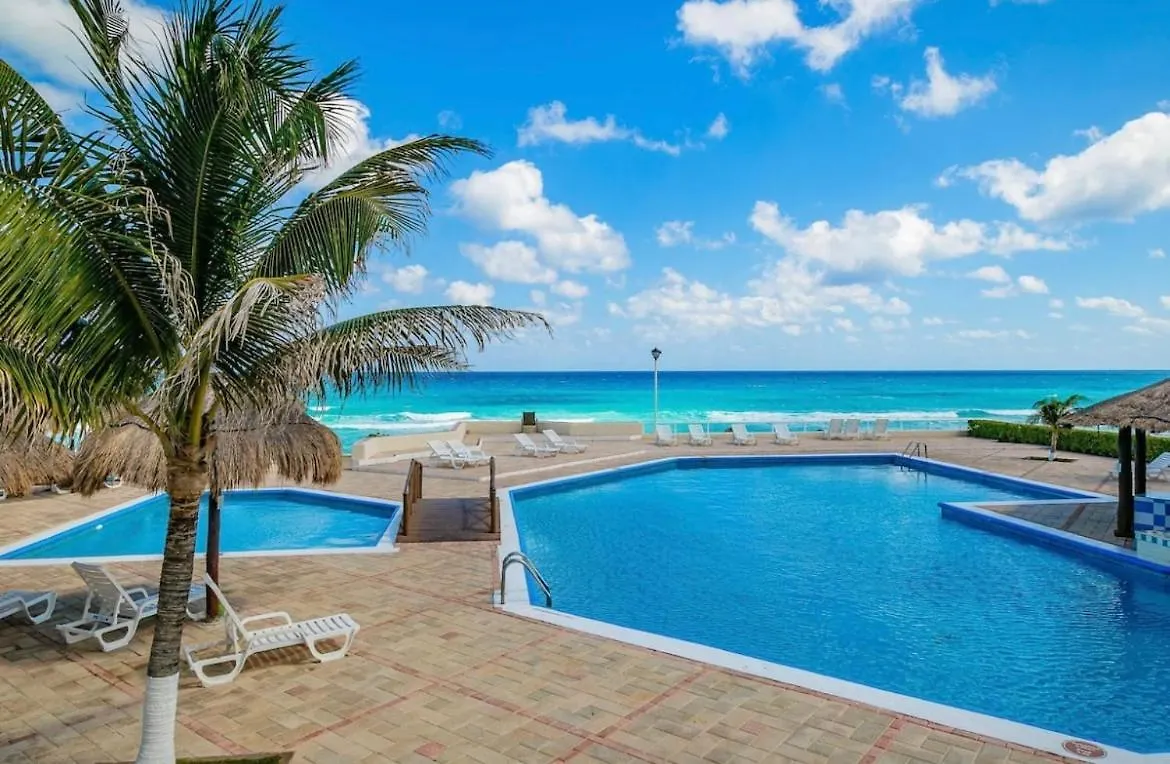 Appartamento Dual View Ocean Front Condo Cancún Messico